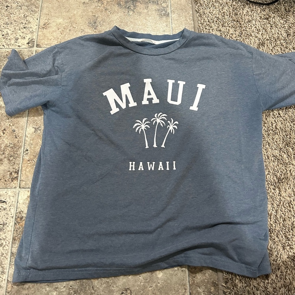 Maui Hawaii shirt by Romwe. size medium